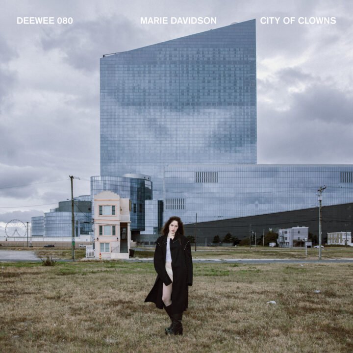 Marie Davidson: City Of Clowns [deewee] 2025